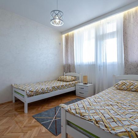 Clock Tower Lux Apartment Podgorica Exterior photo