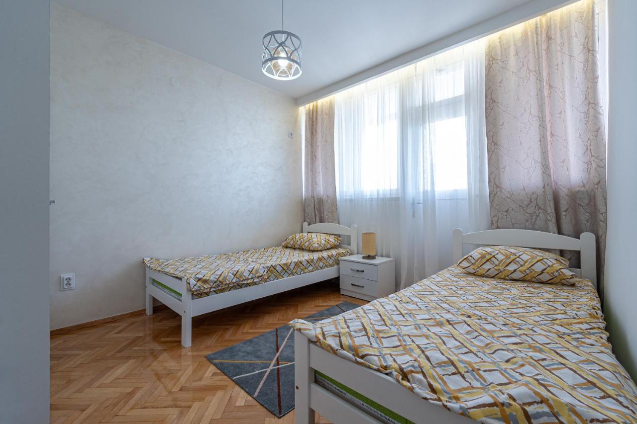 Clock Tower Lux Apartment Podgorica Exterior photo
